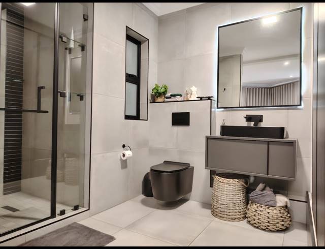3 BEDROOM APARTMENT FOR SALE IN HALFWAY GARDENS